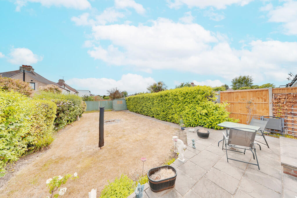 House in Orpington, Poverest, Ramsden - View 4