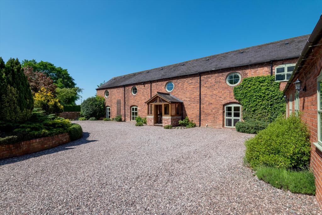 House in Kinnerley, Shropshire - More