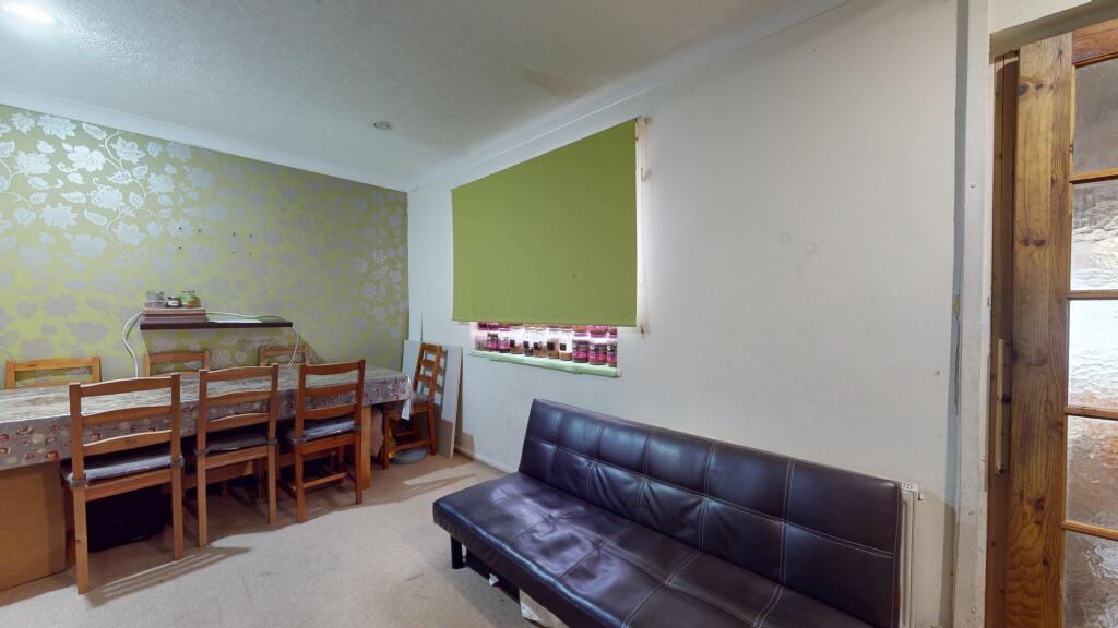 Highmead Road, Ely, Cardiff, CF5 photo 4