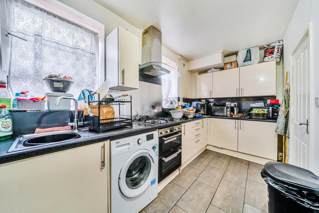Apartment in London - View 4