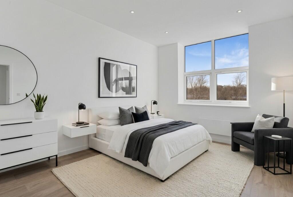 Main image of property: Sunrise Parkway, Milton Keynes, Buckinghamshire, MK14