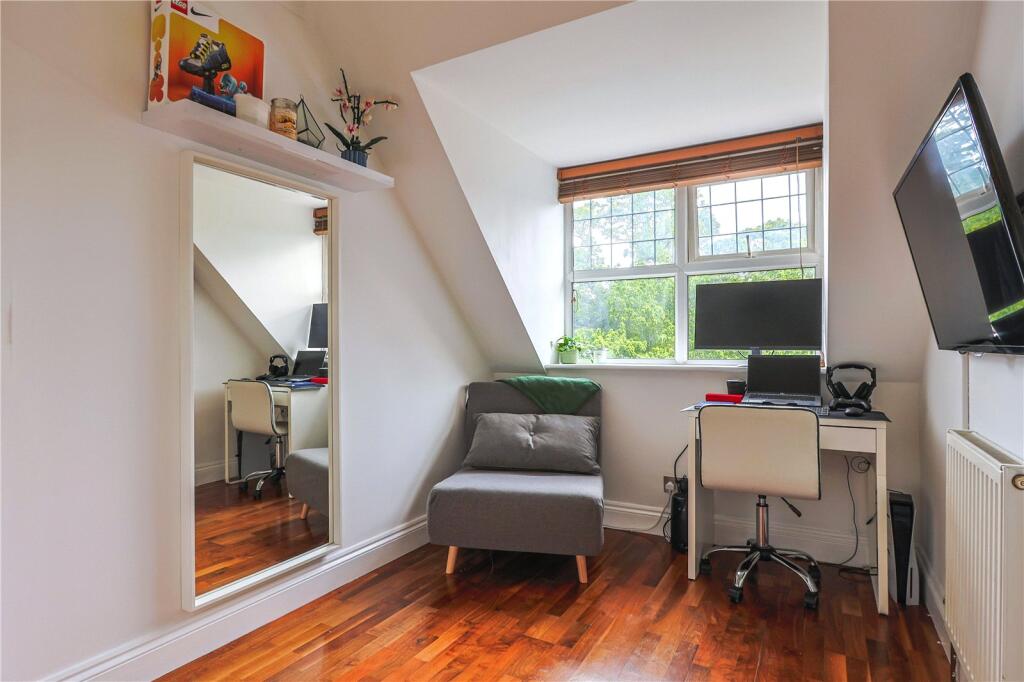 Apartment in Bournemouth - View 5