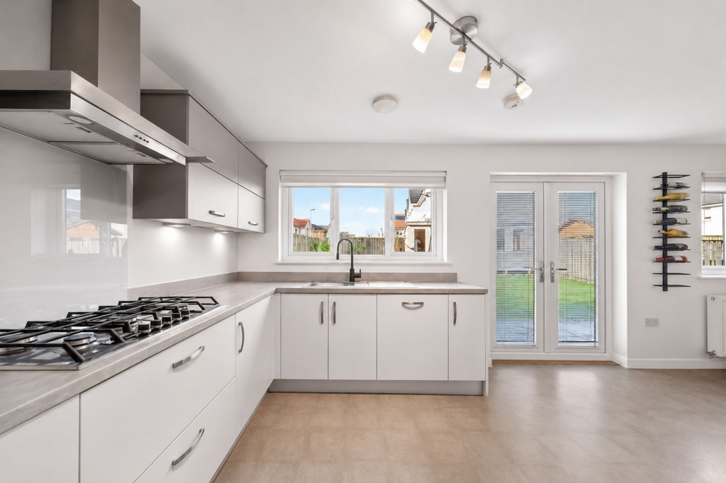 Lamond Crescent, Winchburgh, EH52 photo 3