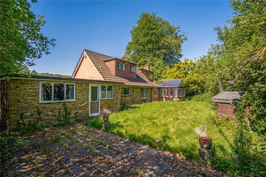 House in Runnymede, Knowle Hill - More