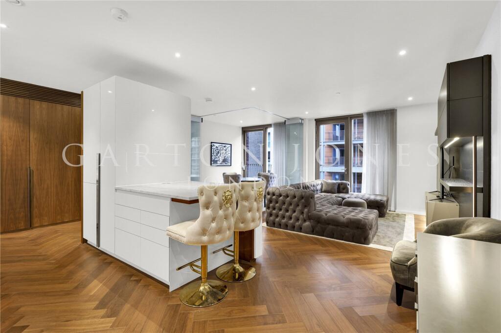 Apartment in London - More