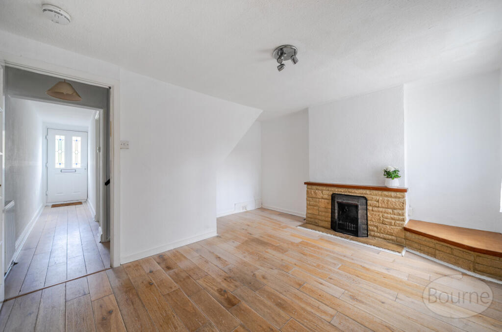 House in Waverley, Hale, Farnham - View 3