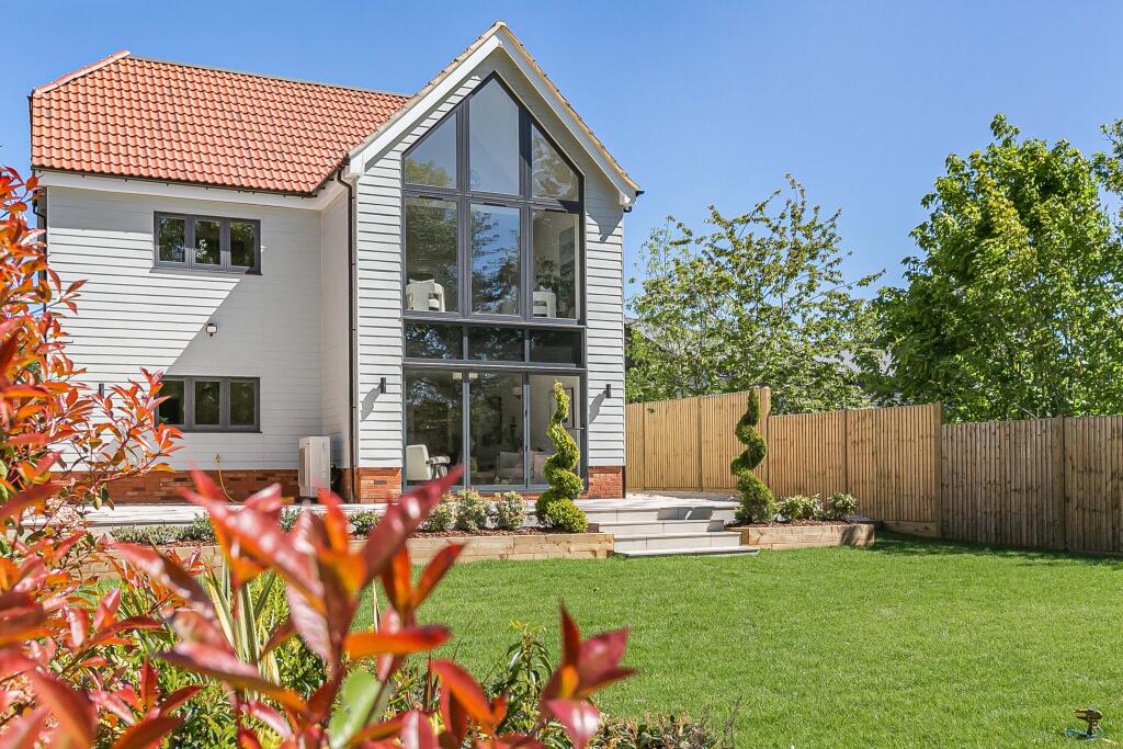 Main image of property: The Oaklands, Aston Lane, Bragbury End, SG2