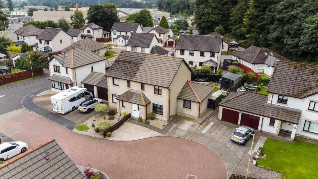 House in Perth - View 2