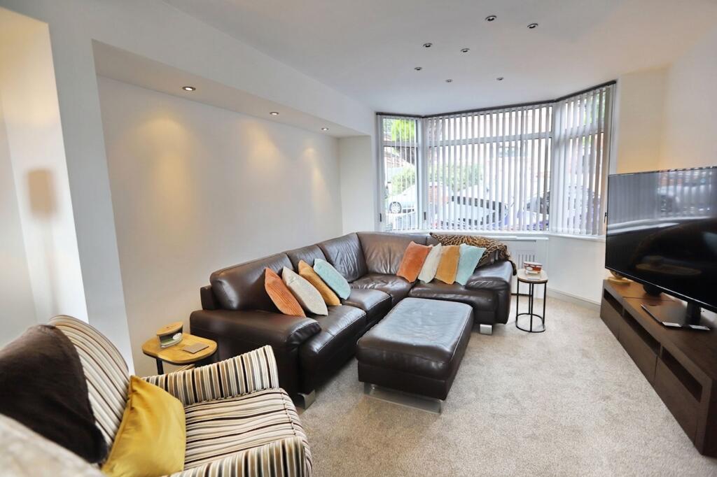 House in Bury, Rainsough, Heaton Park - View 4