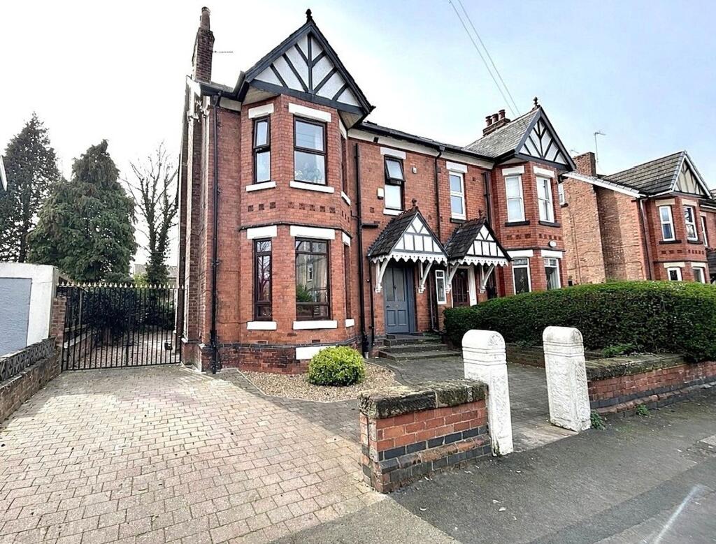 Main image of property: Everett Road, West Didsbury, M20