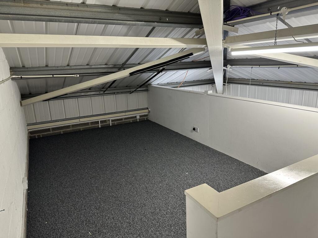 Mezzanine floor
