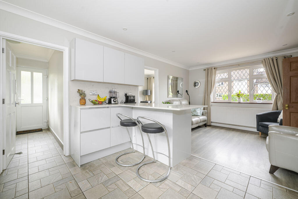 House in Tonbridge - View 5
