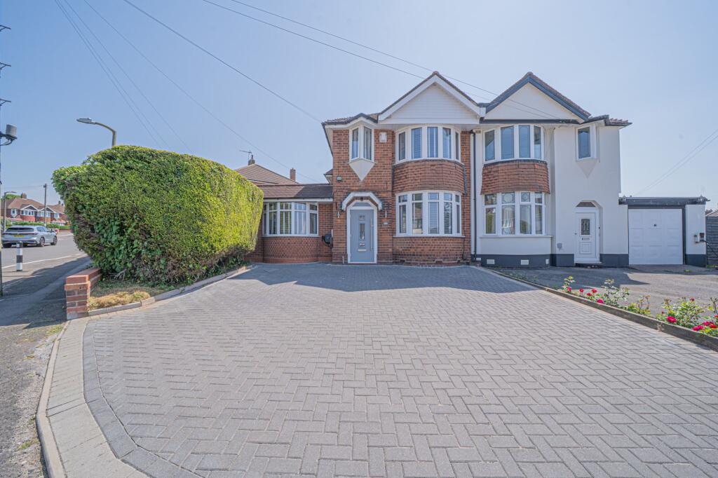 House in Solihull, Ulverley Green