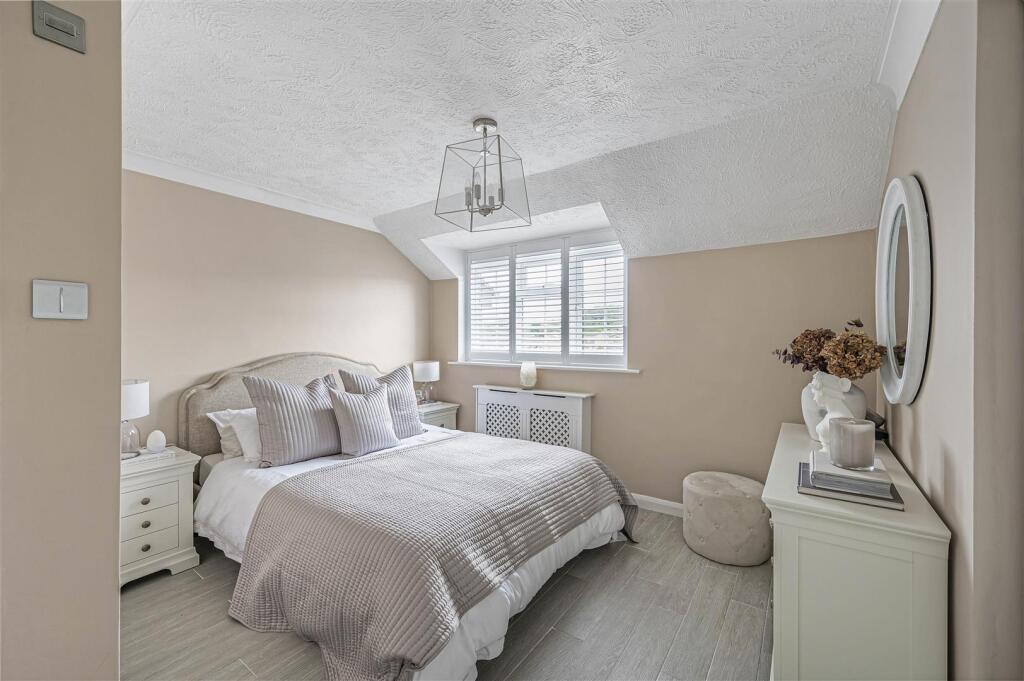 House in Brighton - View 5