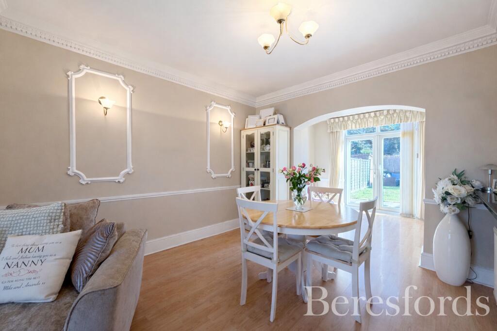 House in Rainham - View 5