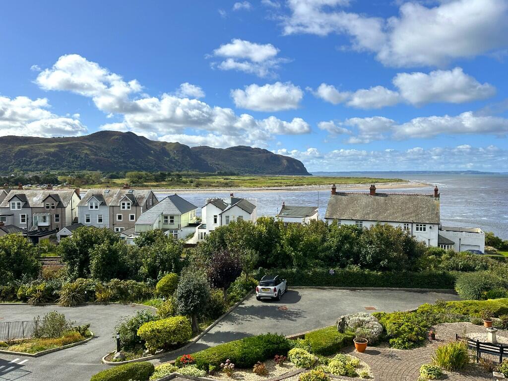 Deganwy Road, Deganwy, Conwy  photo 4
