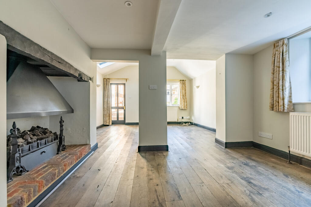 Additional image 7 of High Street, Wheathampstead, St. Albans, Hertfordshire, AL4