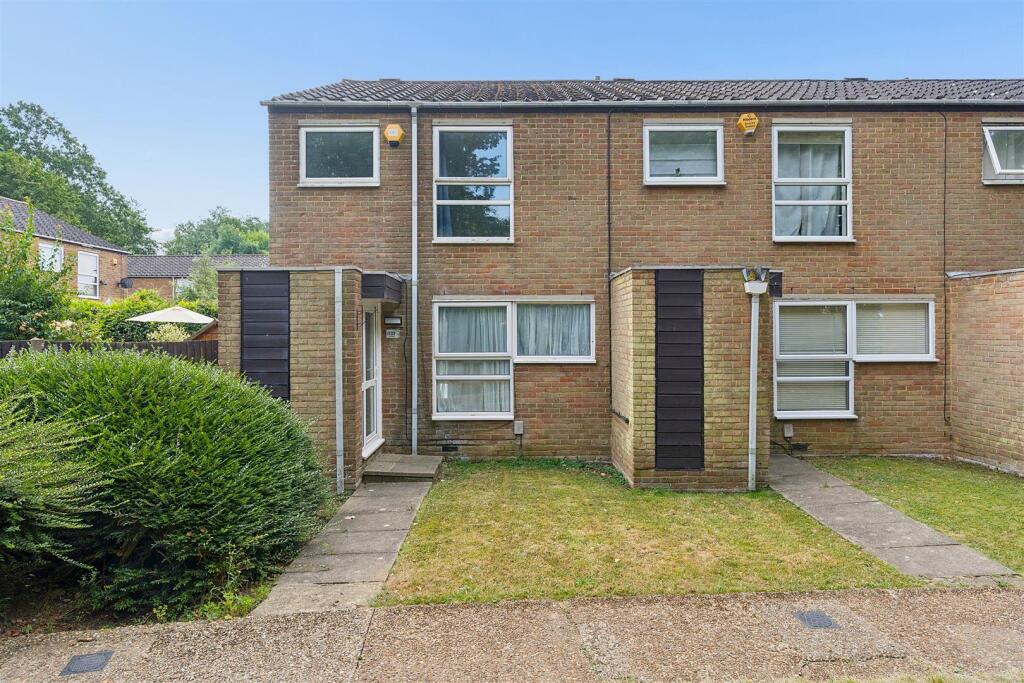 Main image of property: Ayelands, New Ash Green