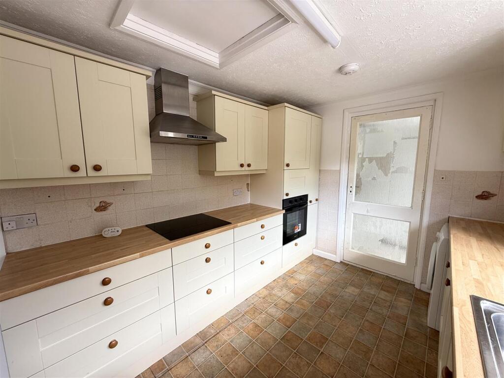 House in Redhill - View 4