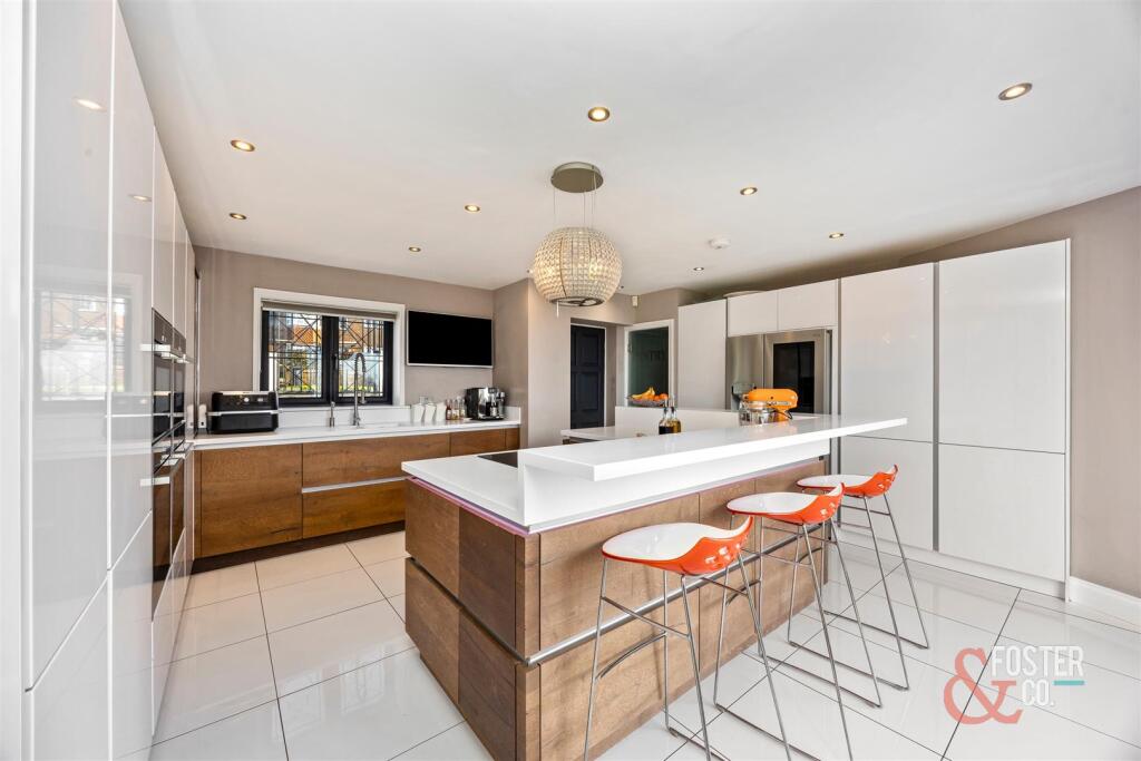 House in Brighton - View 5