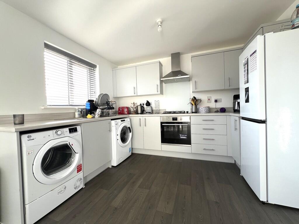 Fillenham Way, Chatteris, Cambs, PE16 6FW photo 2