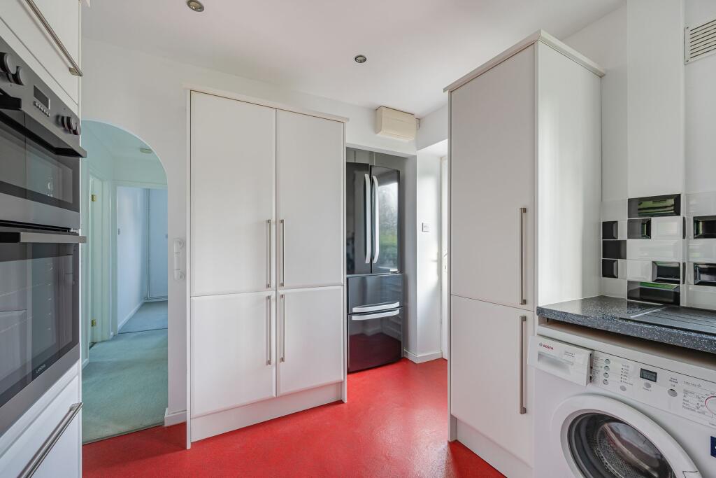 Woodlands Avenue, Spilsby, PE23 - View 5