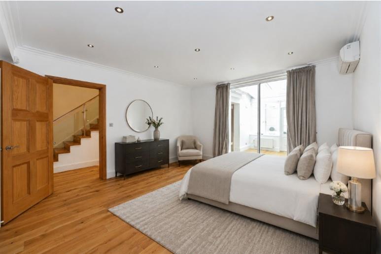 Apartment in London, Belgravia - More