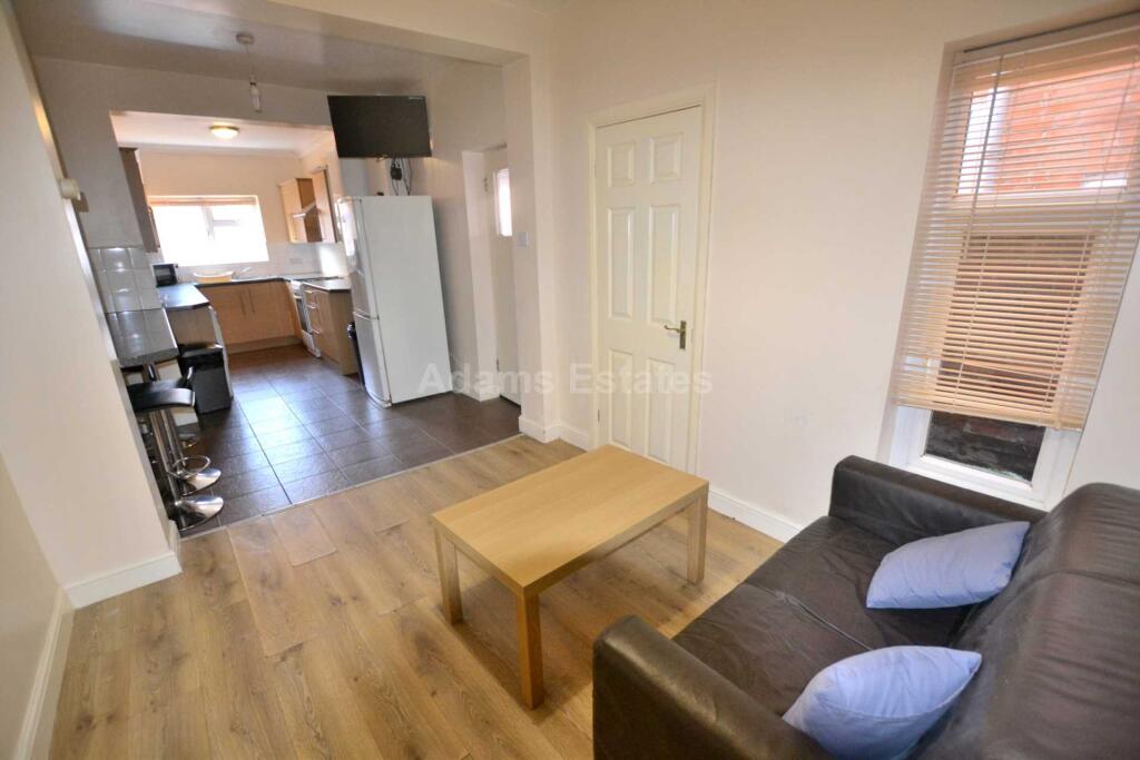 House in Reading - View 3