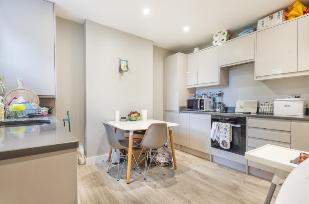 Main image of property: Gartmoor Gardens, London, SW19