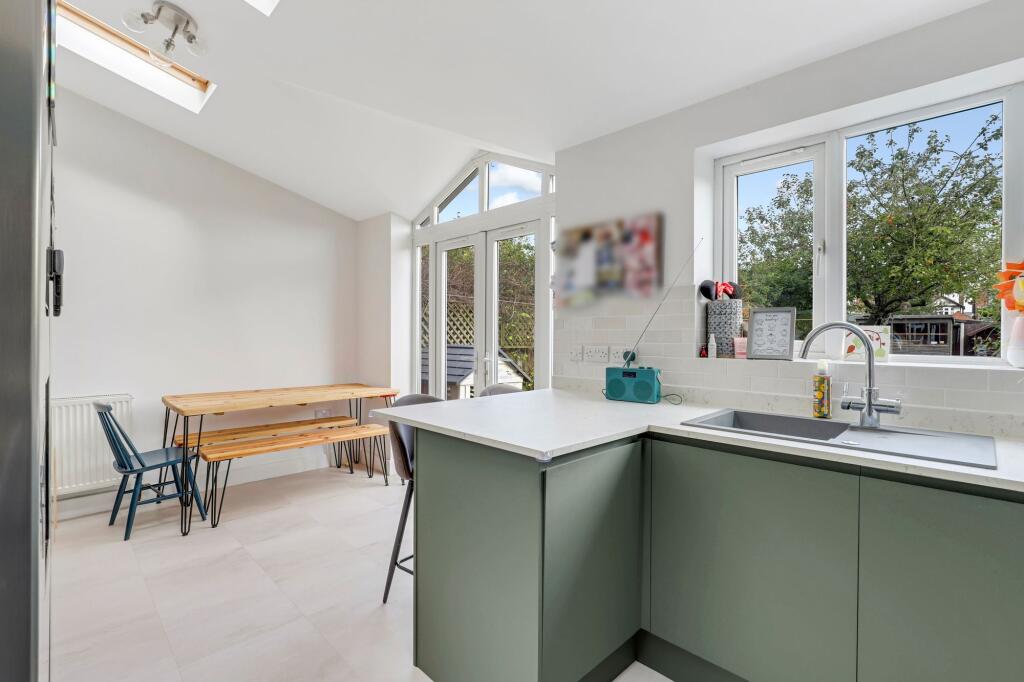 House in Rushcliffe, Nottinghamshire - View 3