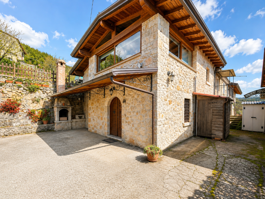 Main image of property: Veroli, Frosinone, Lazio