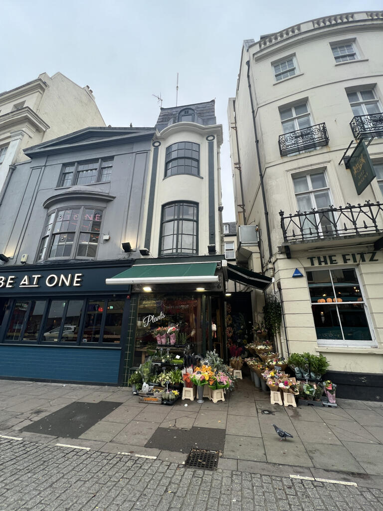 Main image of property: 6 Castle Square, Brighton, East Sussex, BN1 1EG