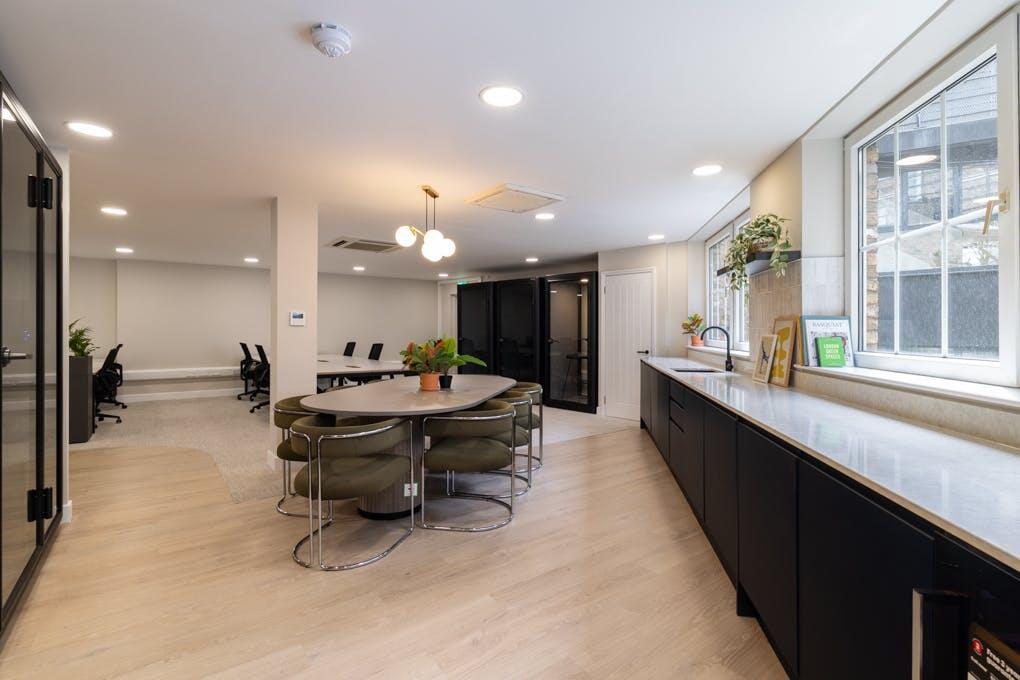 Web - 3rd Floor 89 Great Eastern Street-2.jpg