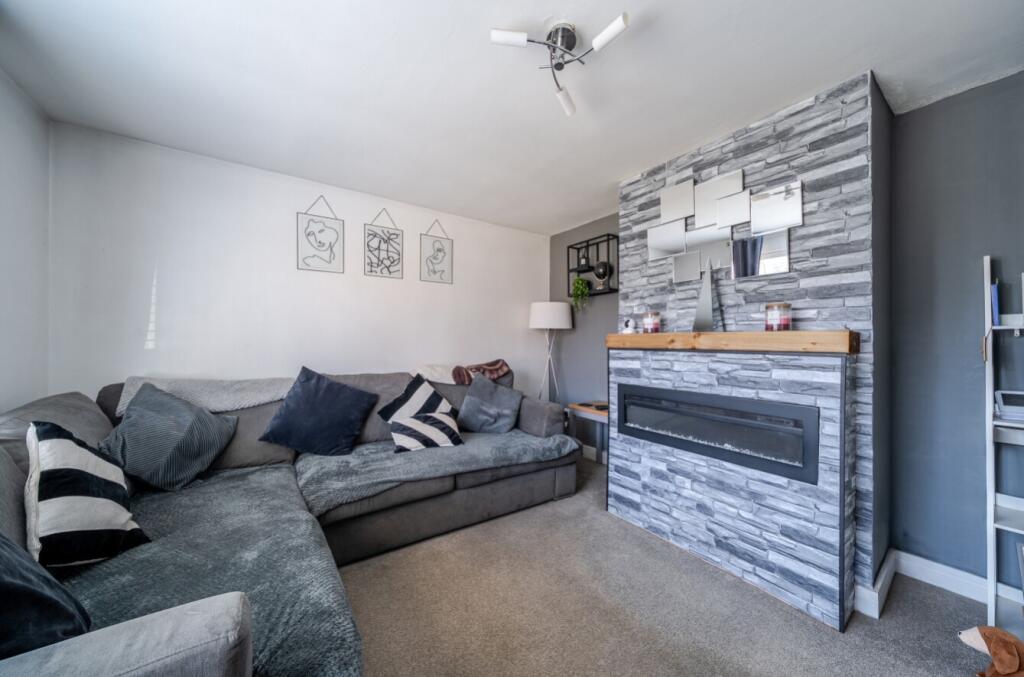 Smithy Crescent, Arnold, Nottingham, Nottinghamshire, NG5 - View 2