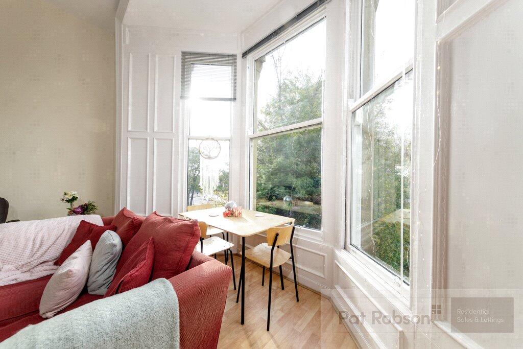 Apartment in Newcastle upon Tyne - More