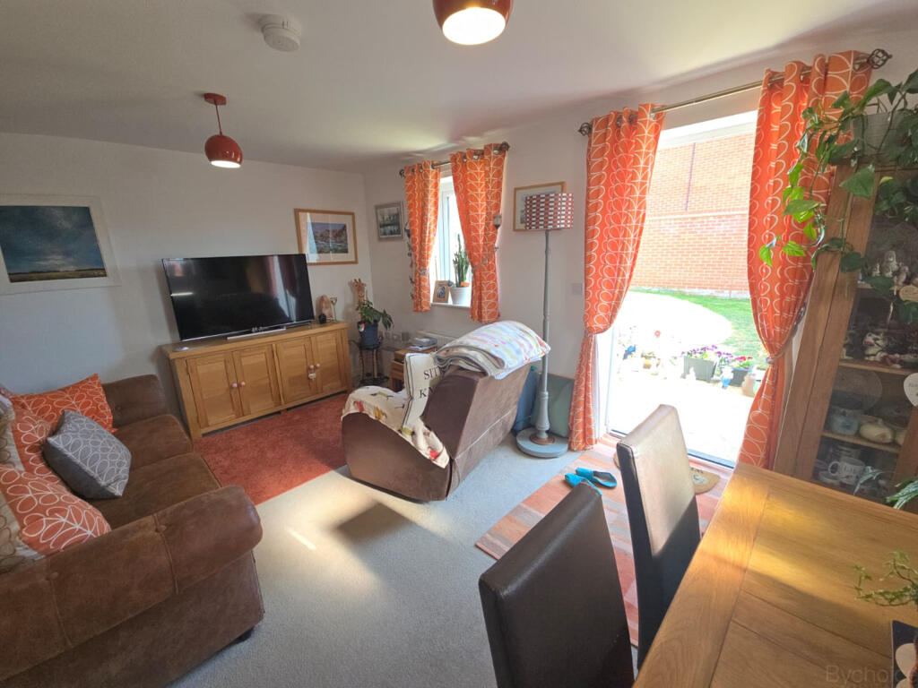 Wilbur Close, Bury St Edmunds - View 3