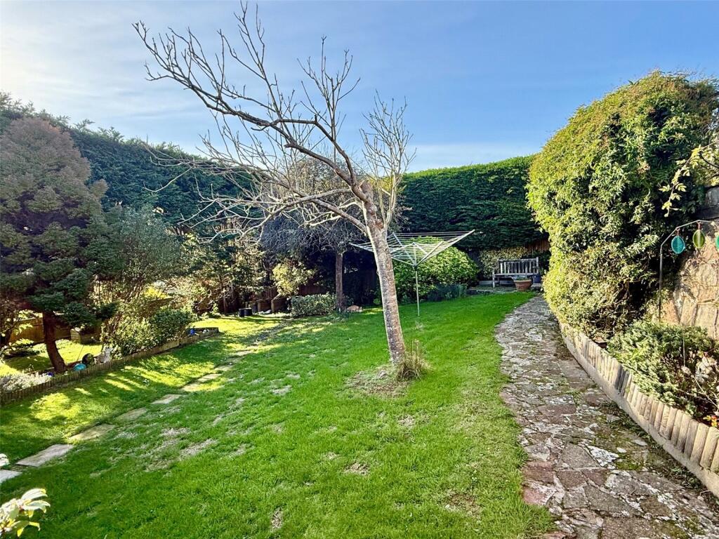 House in Brighton - View 3