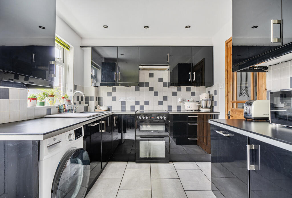 House in Bristol - More