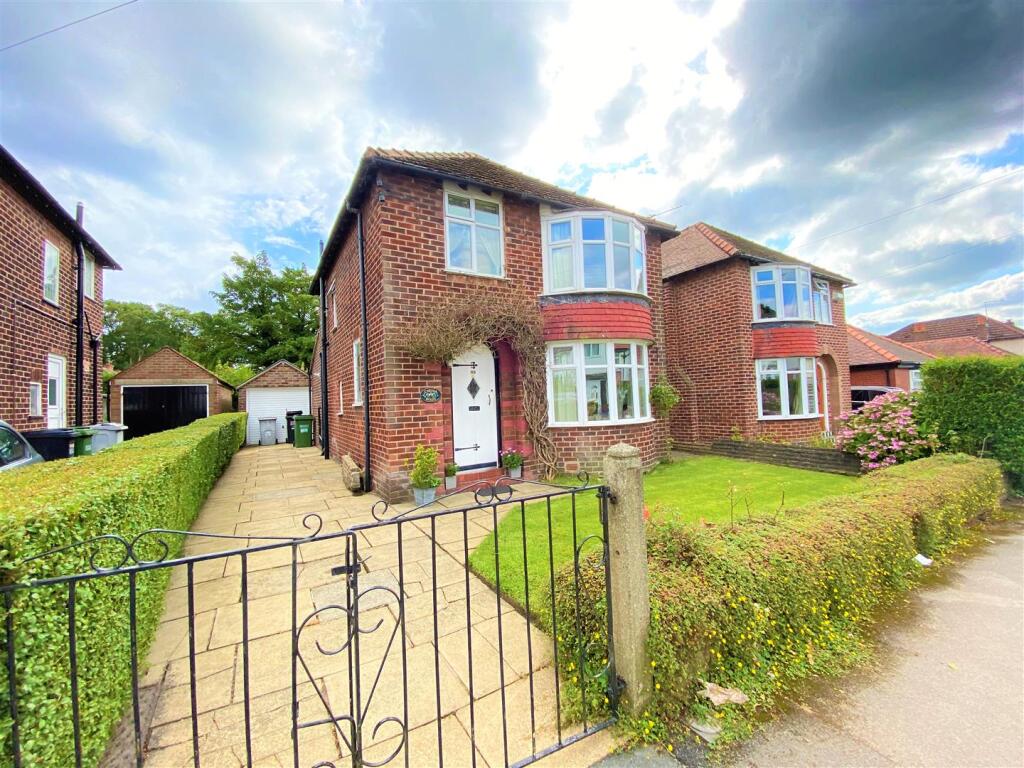 Main image of property: Meriton Road, Handforth, Wilmslow