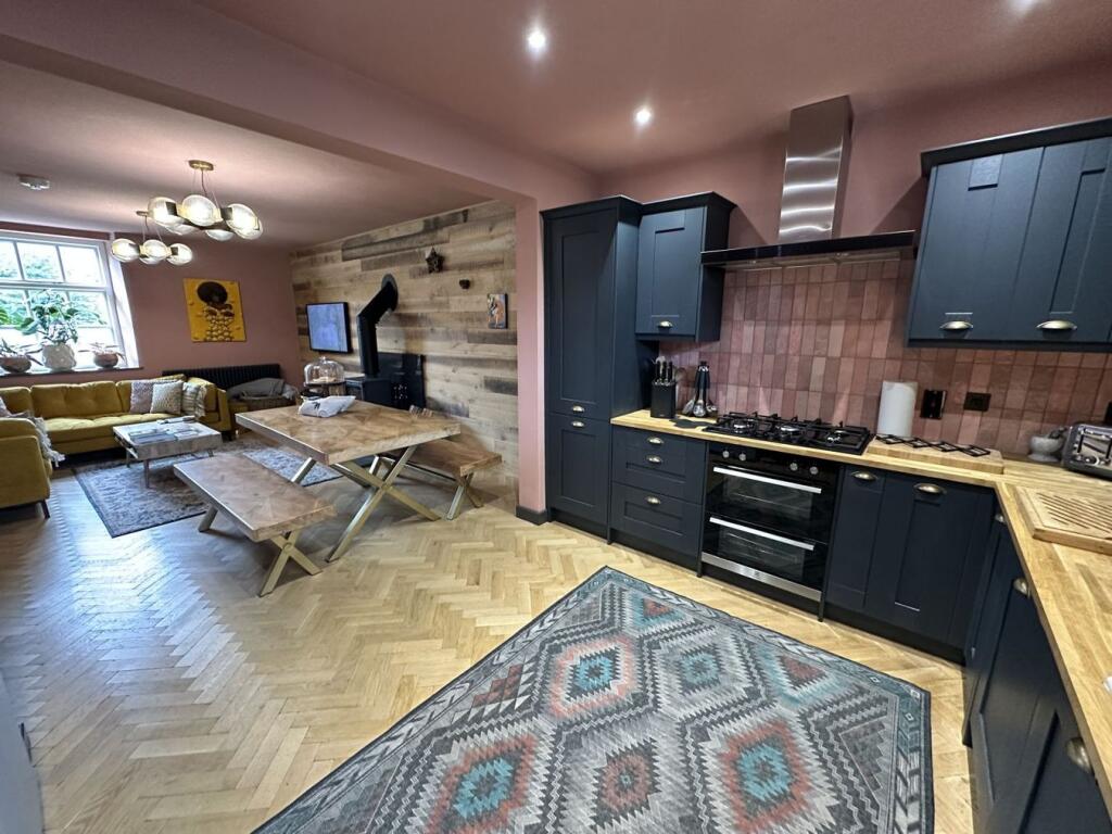 House in Llandrindod Wells, Llanfrynach - View 4