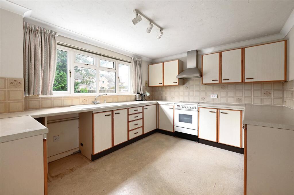 House in Hart, Ancells Farm, Fleet - View 2