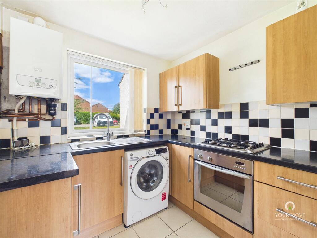 Apartment in North Tyneside, North East - View 2