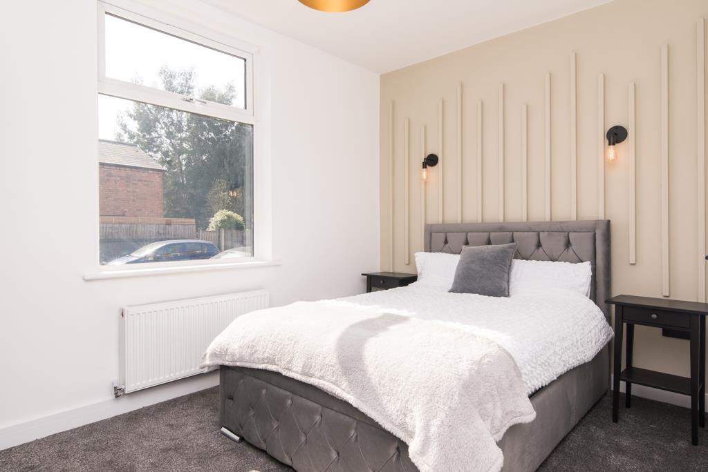 Main image of property: Elm Avenue, Carlton, Nottingham
