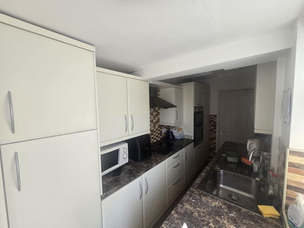 House in Coventry, Radford - More