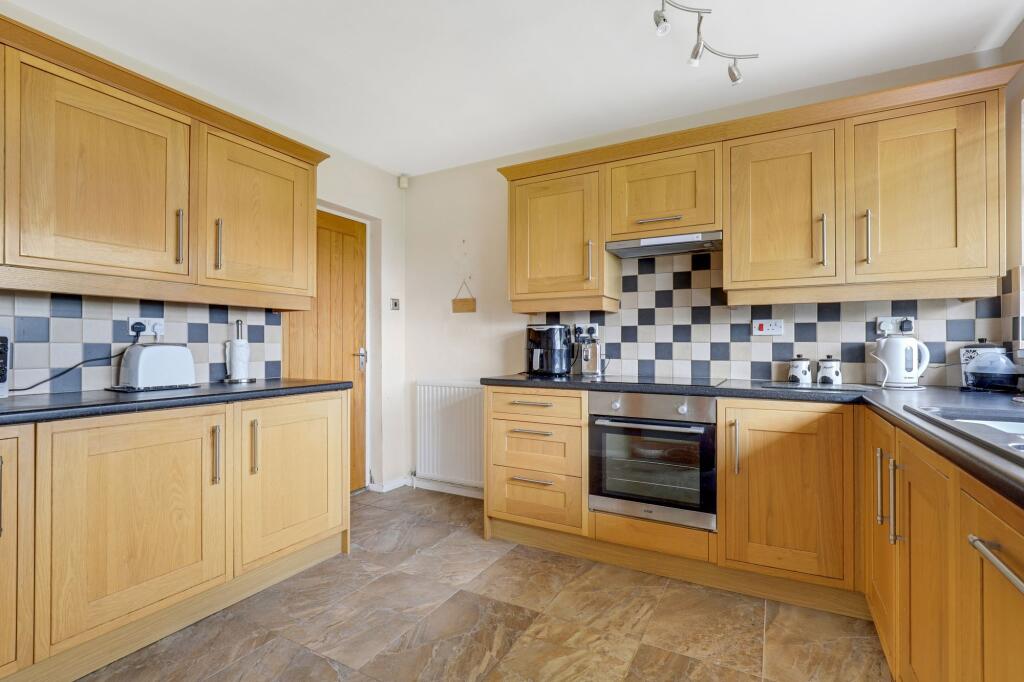 House in Gedling - View 3