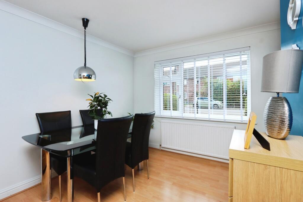 House in Rotherham, Aston cum Aughton - More