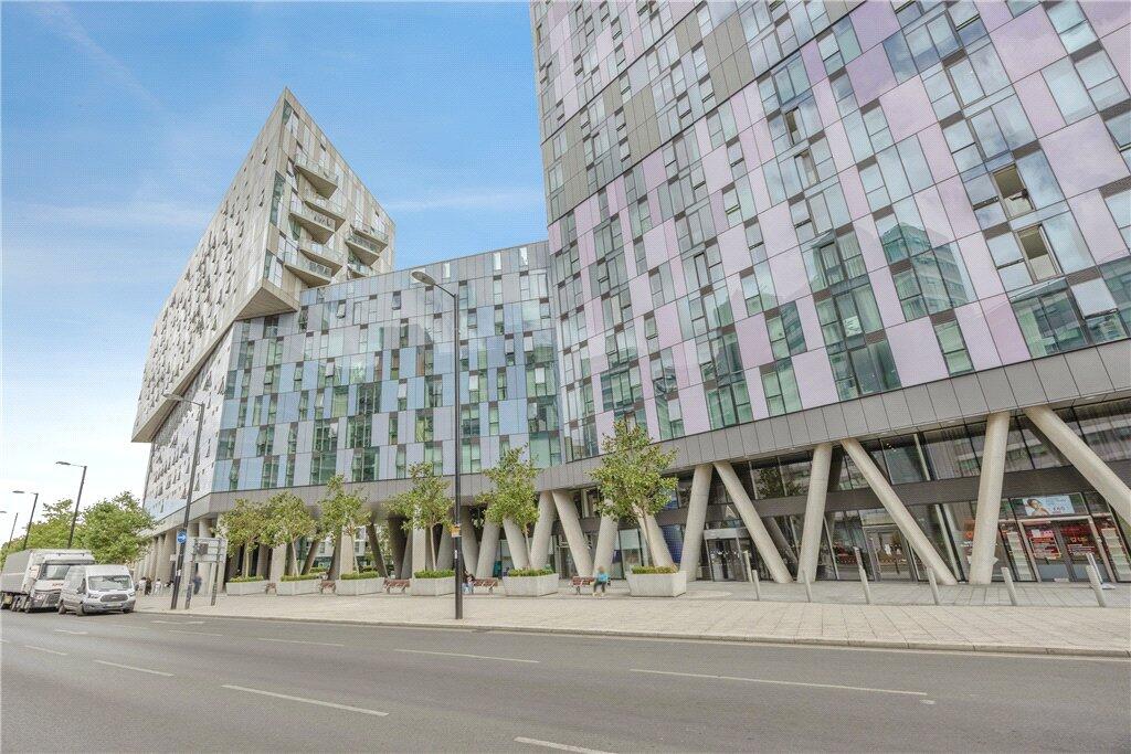 Apartment in Croydon - View 2