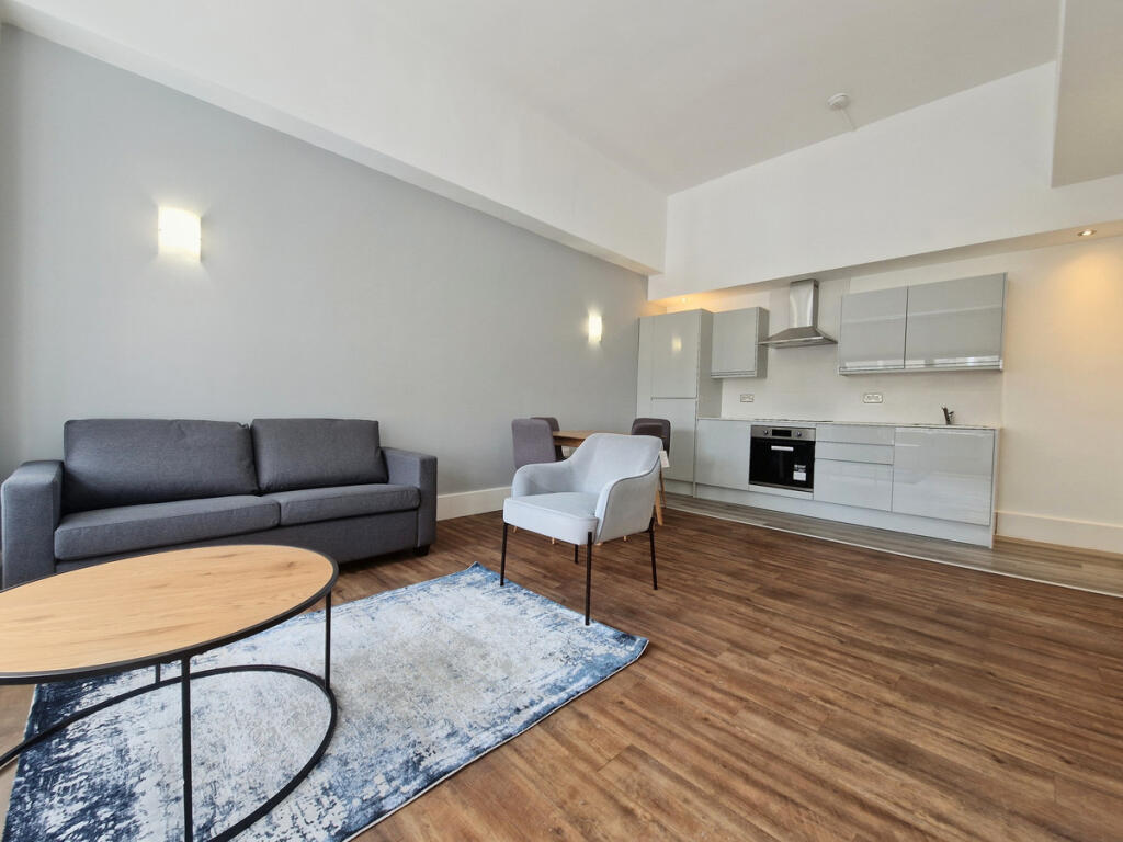 Apartment in Birmingham - View 2