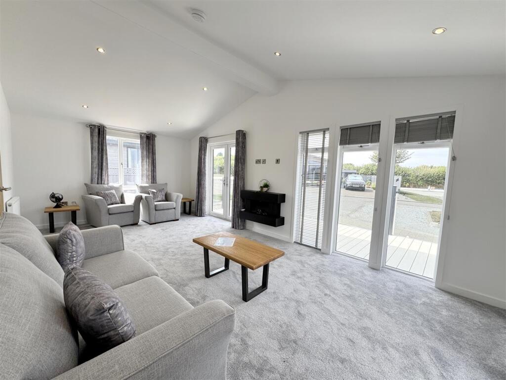 House in Truro - View 4