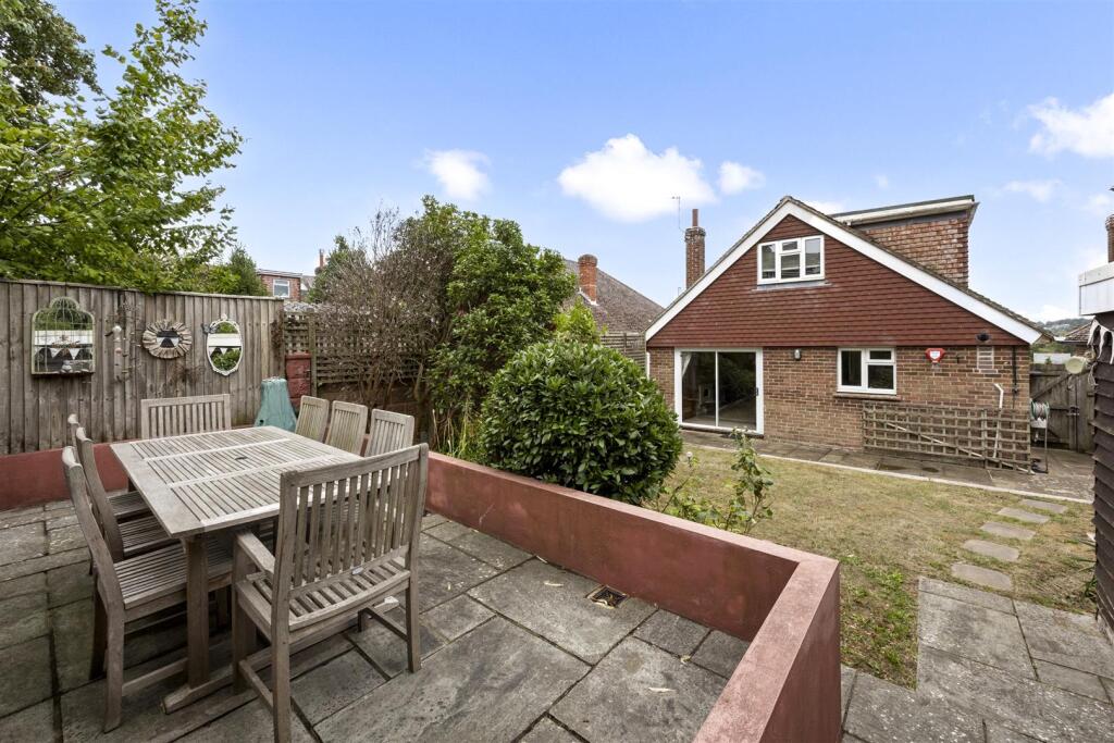 Highview Way, Patcham, Brighton photo 4